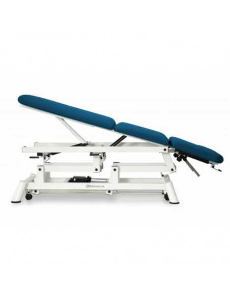 Marquesa Elétrica para Osteopatia CE-2150-ARPC da Mobercas na posição Trendelenburg Marquesa Elétrica para Osteopatia CE-2150-ARPC da Mobercas na posição Trendelenburg