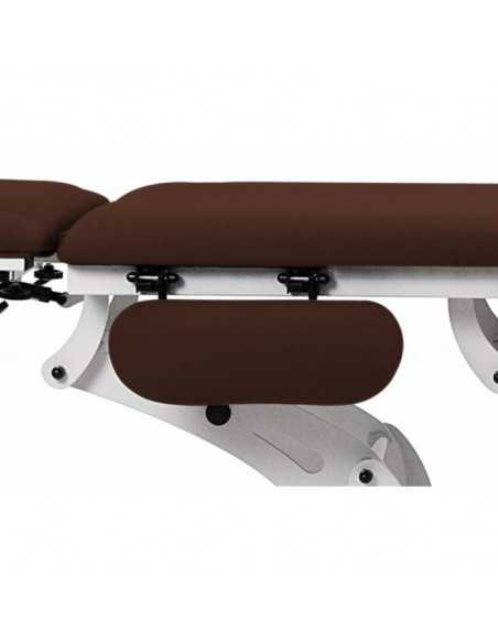 Marquesa Elétrica Multidisciplinar Osteopatia CE-2149-ABR da Mobercas com o apoio de braços rebatidos Marquesa Elétrica Multidisciplinar Osteopatia CE-2149-ABR da Mobercas com o apoio de braços rebatidos